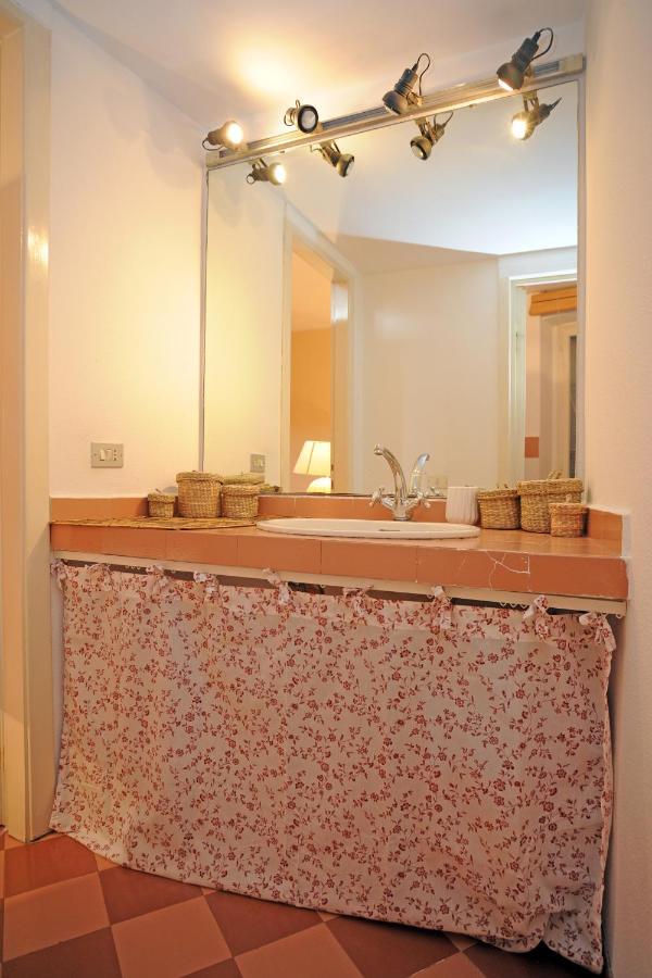 Ferienwohnung Ivy House In The Heart Of Mailand Exterior foto